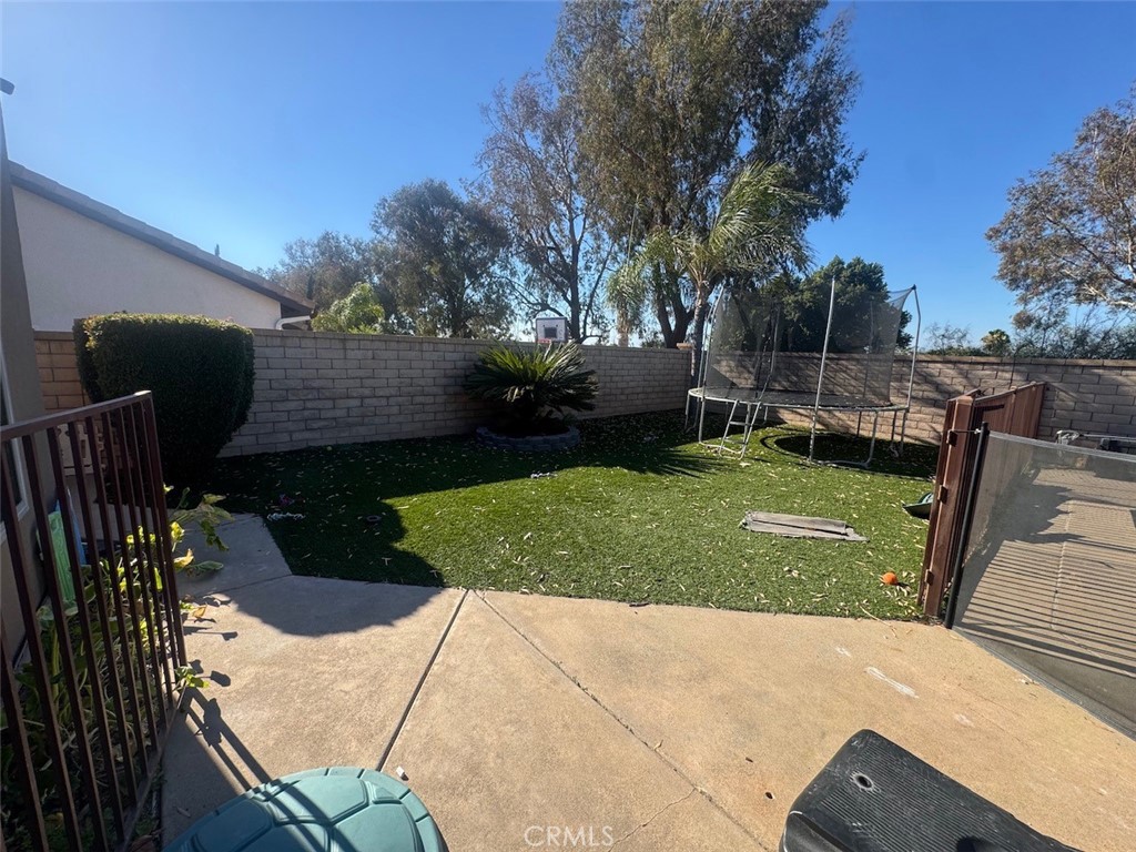 1059 Silvercreek Road Corona, CA 92882 - Photo 49 of 54