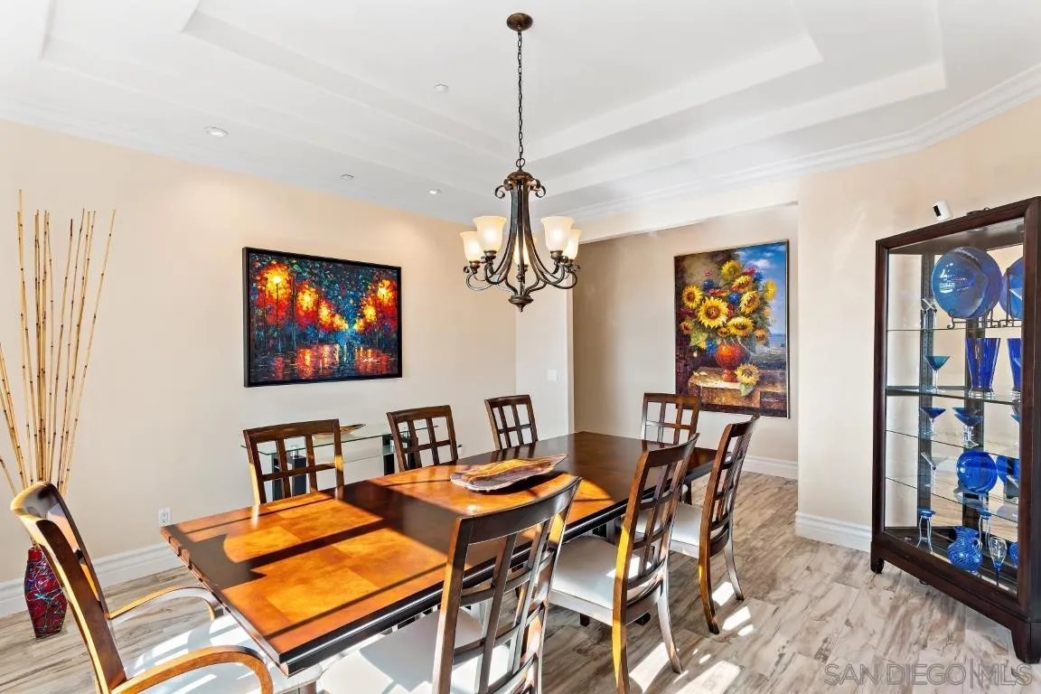 246 Yucca Road Fallbrook, CA 92028 - Photo 33 of 68 a dining room with furniture and window