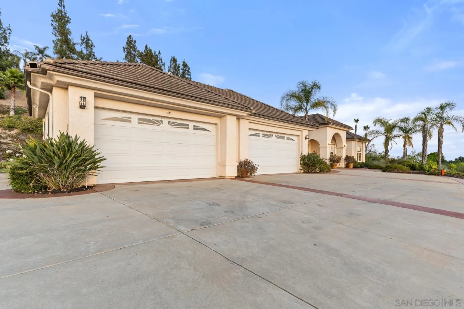 246 Yucca Road Fallbrook, CA 92028 - Photo 5 of 68