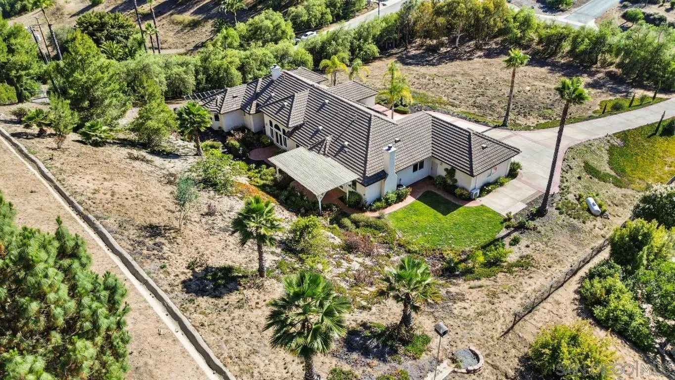 246 Yucca Road Fallbrook, CA 92028 - Photo 63 of 68 an aerial view of a house