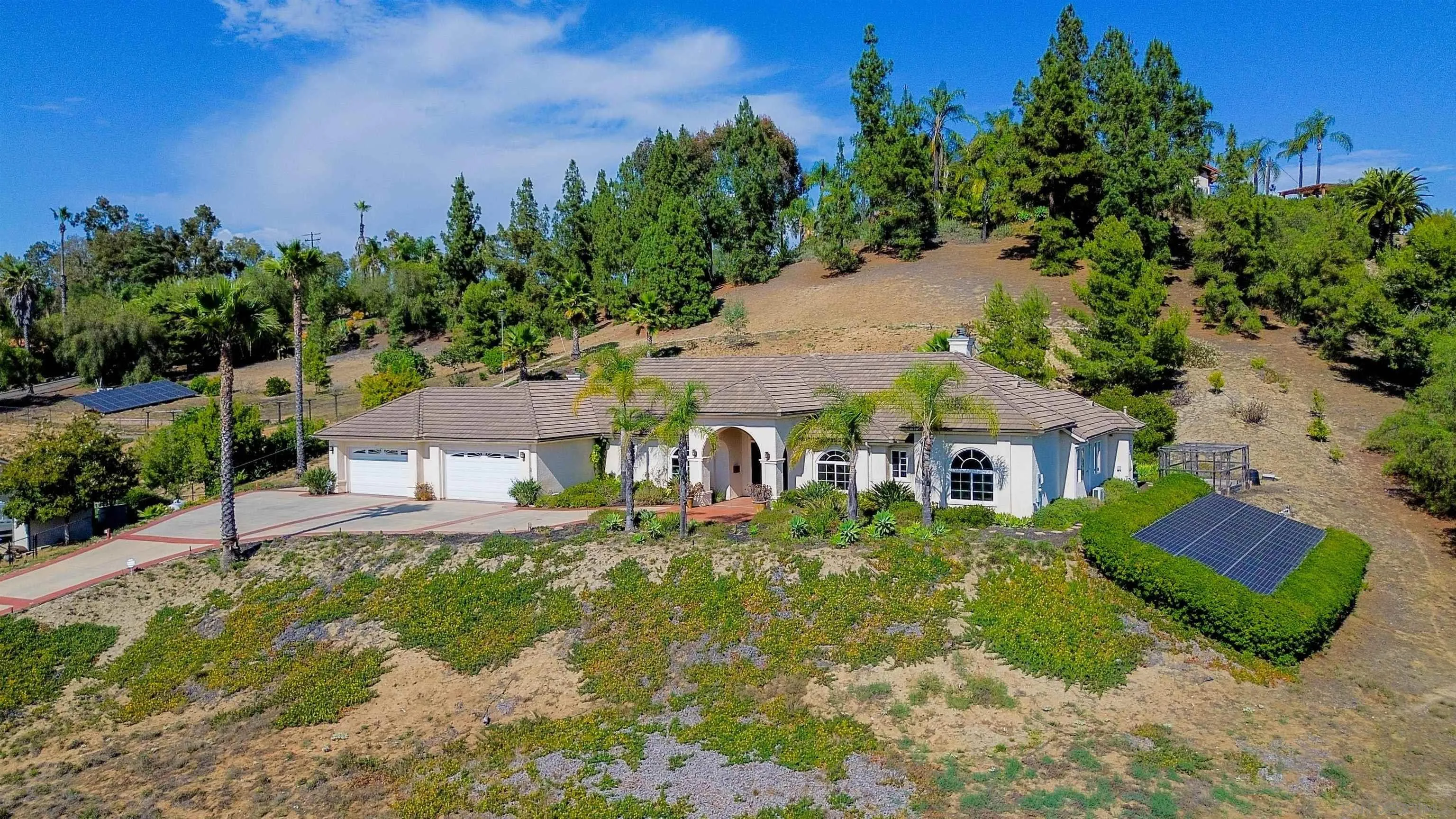 246 Yucca Road Fallbrook, CA 92028 - Photo 65 of 68 an aerial view of a house