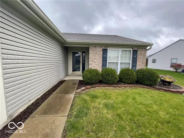 $1,999 | 6634 Captiva Pass, Plainfield, IN 46168