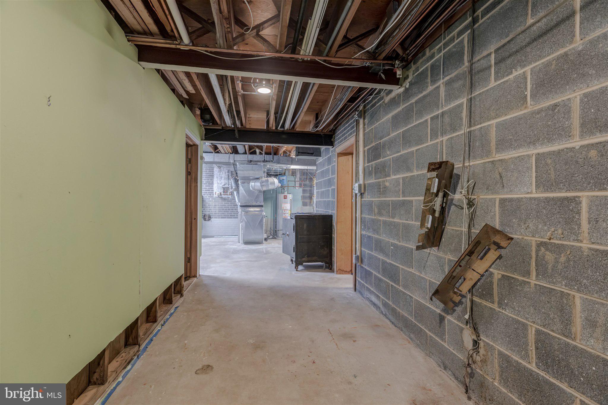 4421 Seminary Road Alexandria, VA 22304 - Photo 49 of 101 Basement / Rec Room