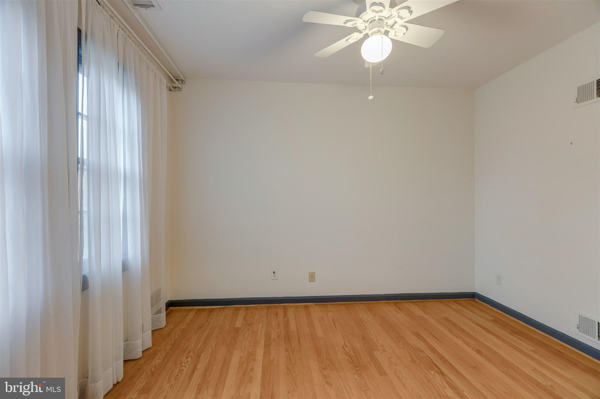 4421 Seminary Road Alexandria, VA 22304 - Photo 73 of 101 Bedroom