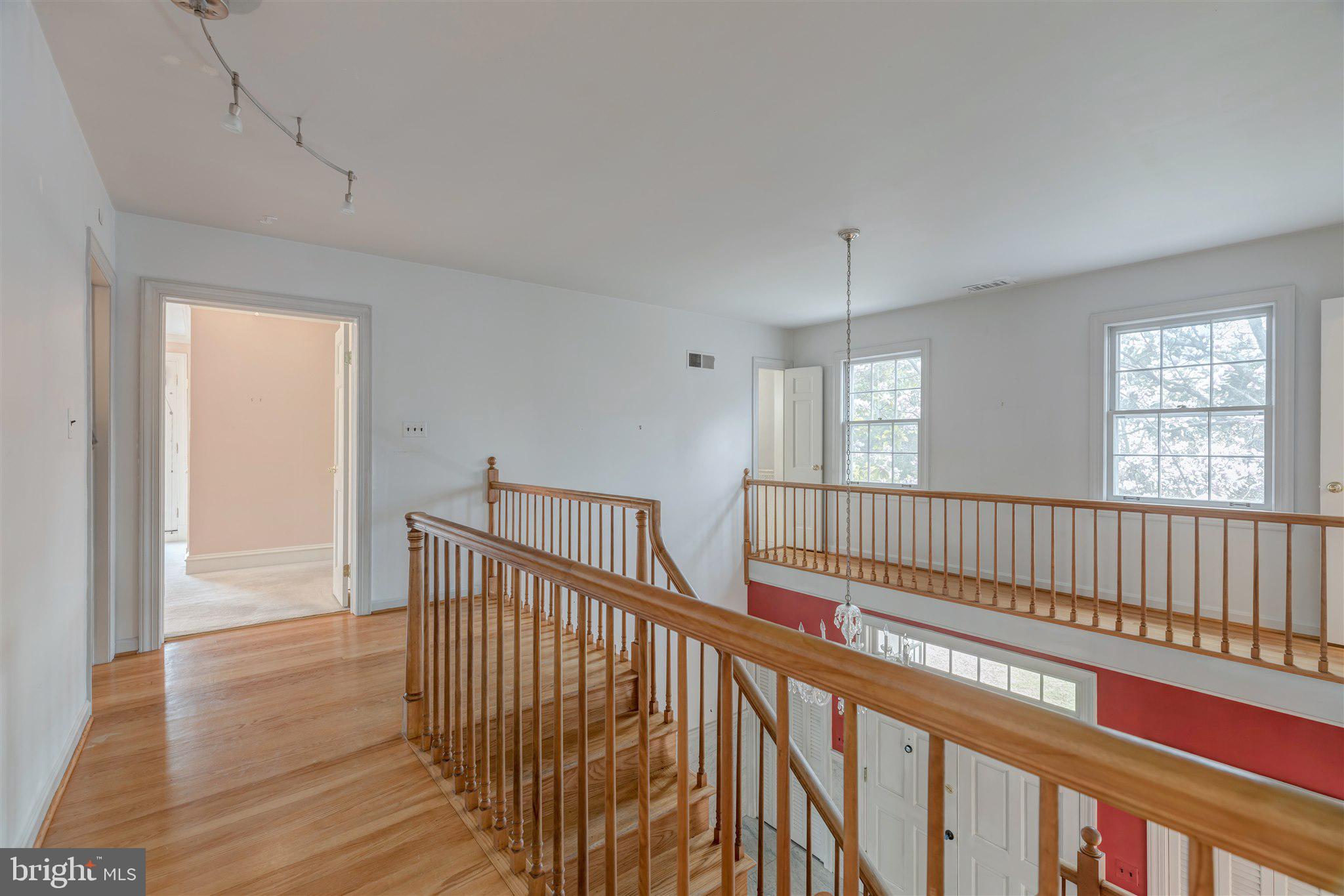 4421 Seminary Road Alexandria, VA 22304 - Photo 76 of 101 Upstairs Foyer
