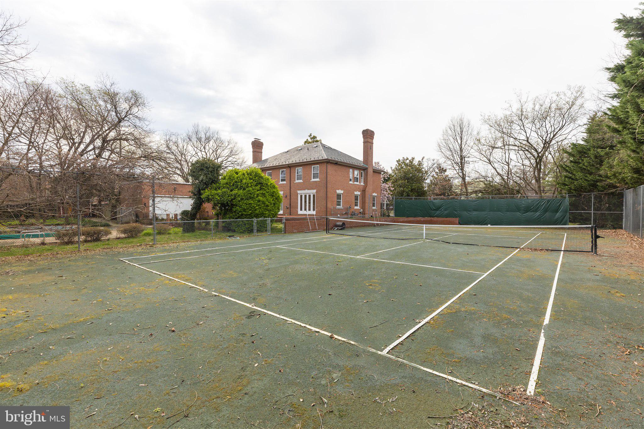 4421 Seminary Road Alexandria, VA 22304 - Photo 86 of 101 Tennis Court