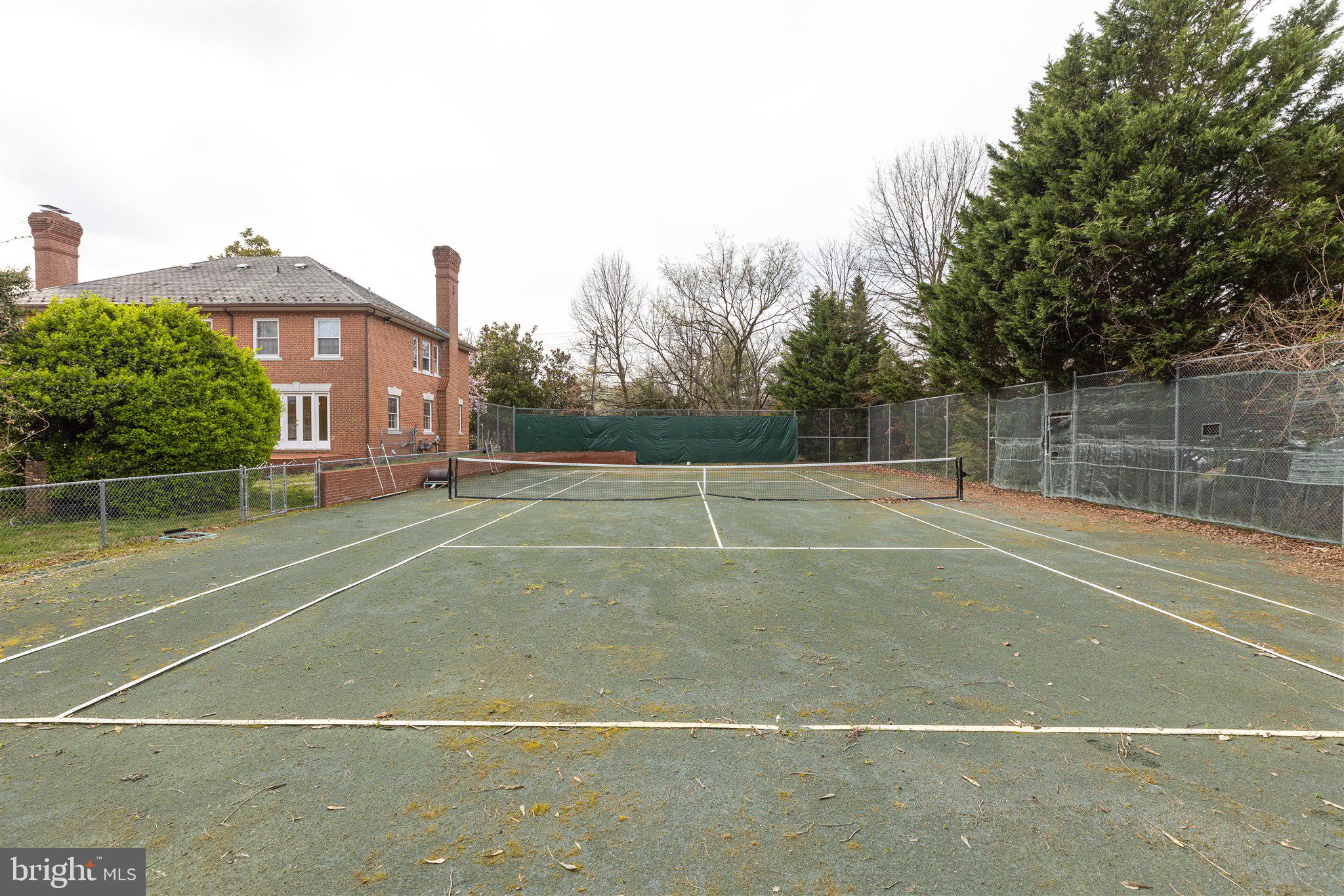 4421 Seminary Road Alexandria, VA 22304 - Photo 87 of 101 Tennis Court