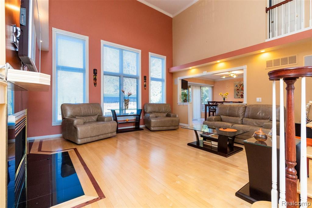 3878 Donaldson Road Rochester Hills, MI 48307 - Photo 6 of 41