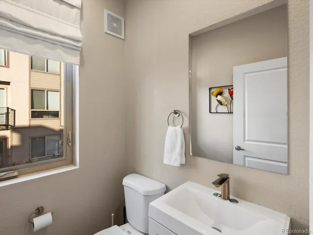 $775,000 | 1939 Eaton Street, Lakewood, CO 80214