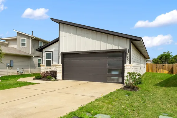 $2,000 | 253 Deserti Road, Leander, TX 78641