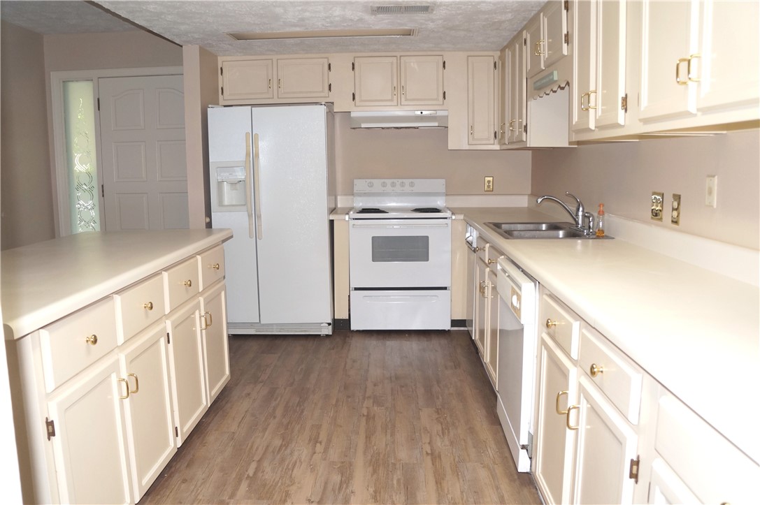 26 Anchor Point Anderson, SC 29625 - Photo 6 of 18 Gallery Image 6