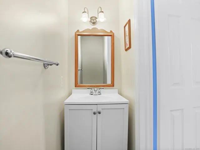 $3,000 | 500 Sport Hill Road, Easton, CT 06612