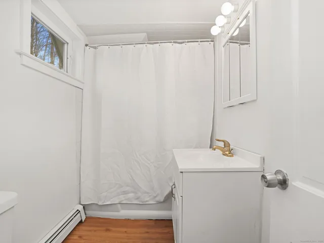 $3,000 | 500 Sport Hill Road, Easton, CT 06612