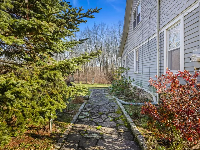 $3,000 | 500 Sport Hill Road, Easton, CT 06612