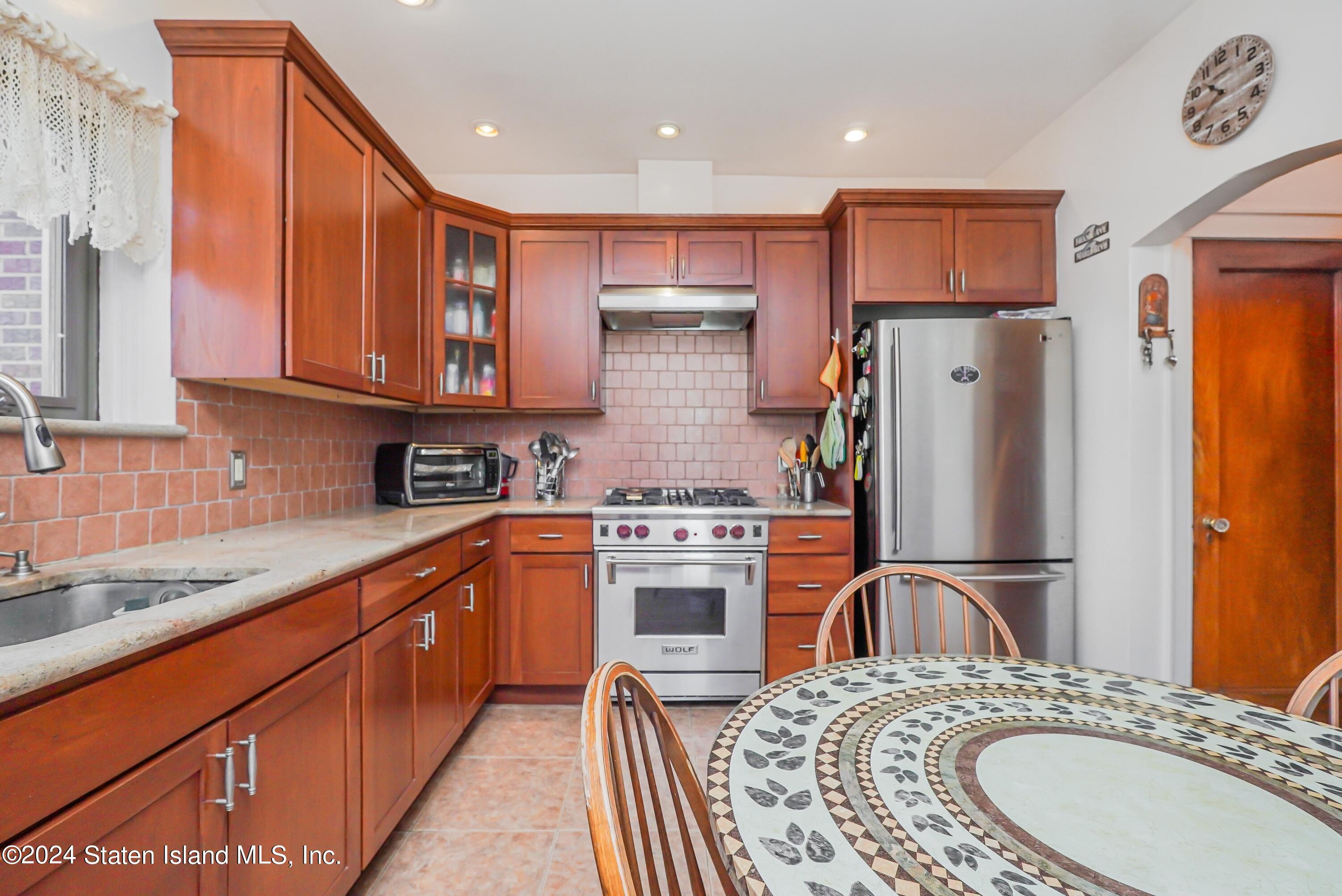 65 Nelson Avenue Staten Island, NY 10308 - Photo 10 of 33 NELSON KIT