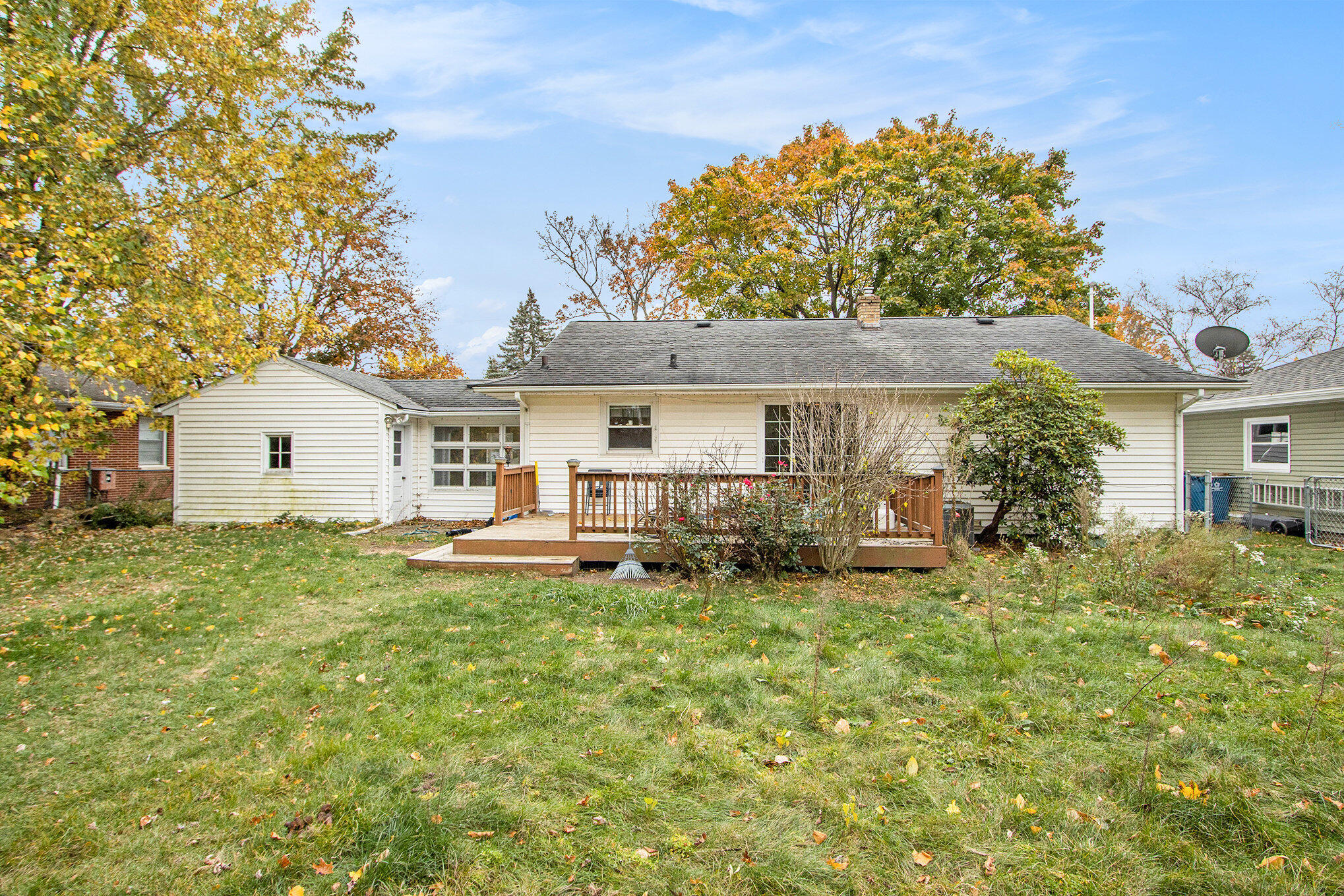 3428 Grace Road Kalamazoo, MI 49006 - Photo 16 of 20 Backyard