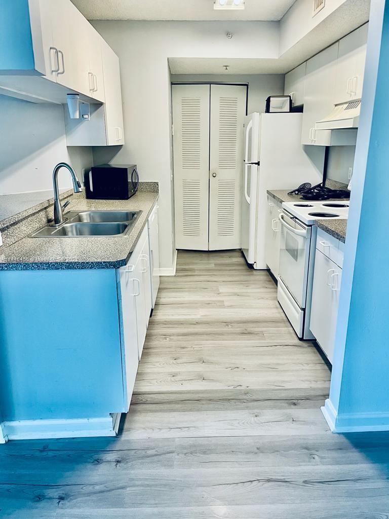 420 South Park Road, Unit 2208 Hollywood, FL 33021 - Photo 11 of 26 Gallery Image 11