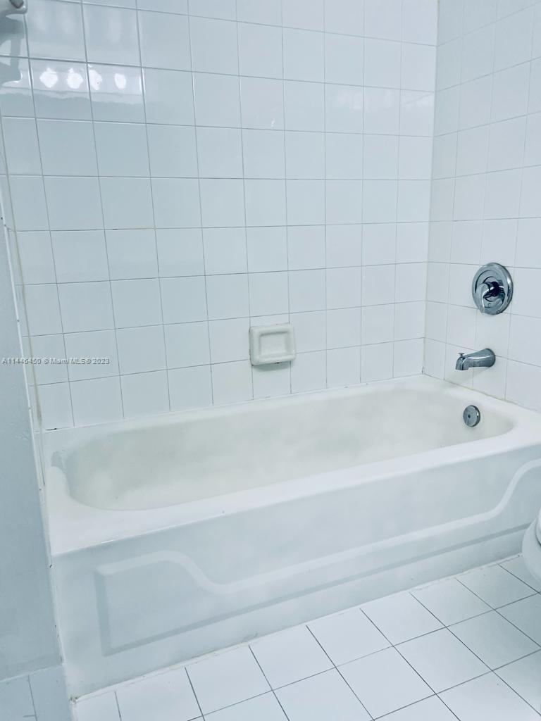 420 South Park Road, Unit 2208 Hollywood, FL 33021 - Photo 15 of 26 Gallery Image 15