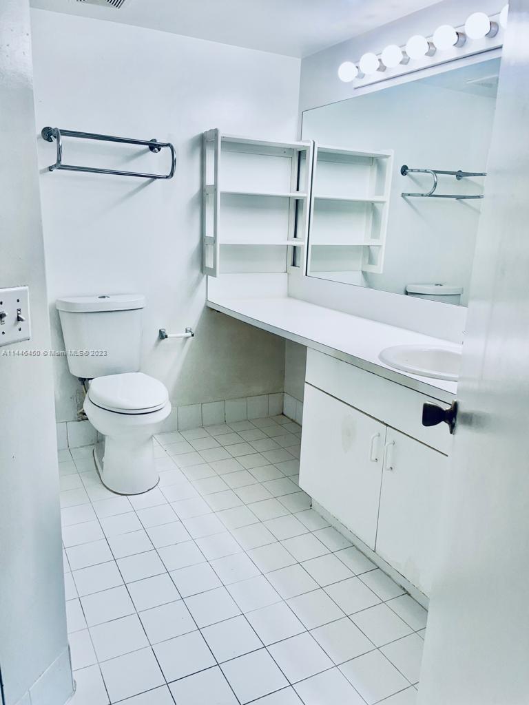 420 South Park Road, Unit 2208 Hollywood, FL 33021 - Photo 16 of 26 Gallery Image 16