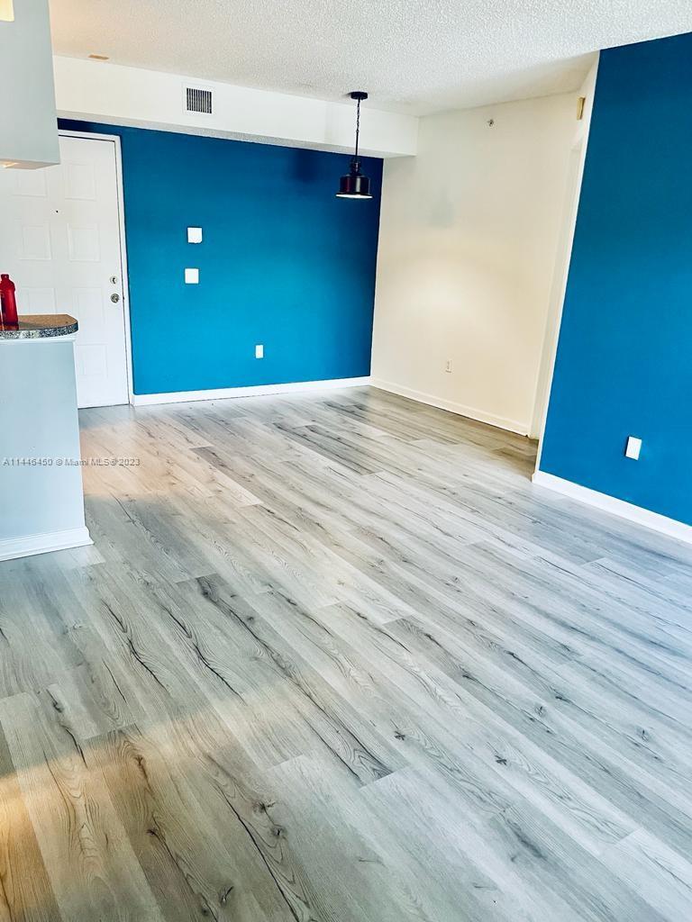 420 South Park Road, Unit 2208 Hollywood, FL 33021 - Photo 6 of 26 Gallery Image 6