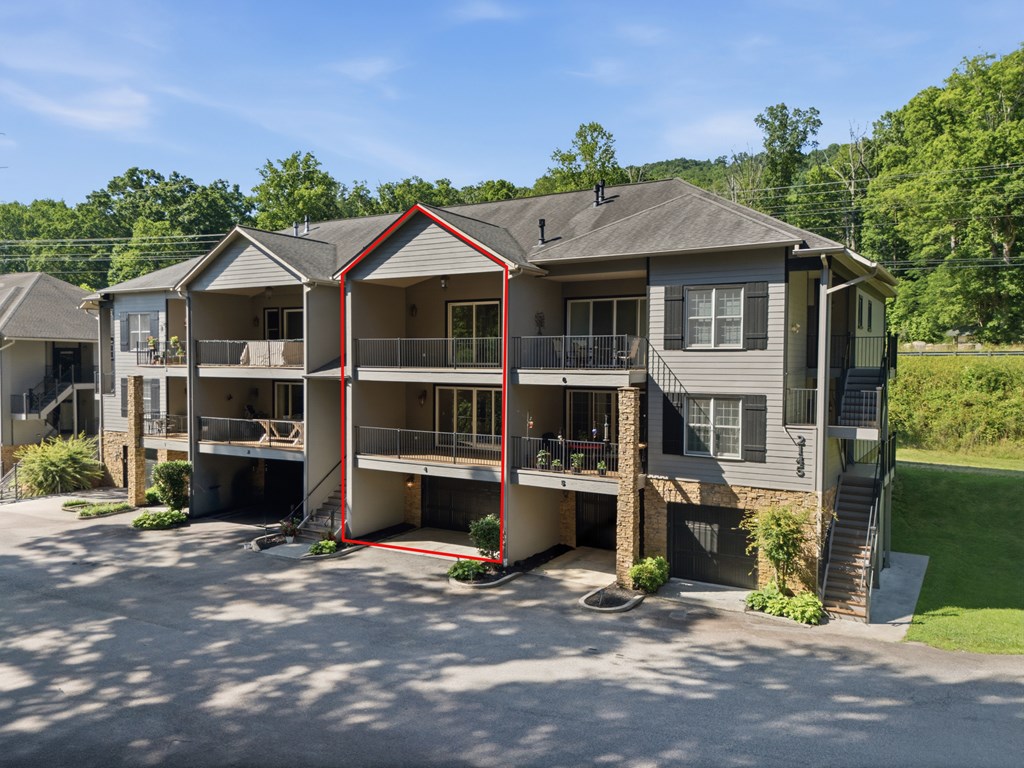 2145 Ridgecrest Circle Hiawassee, GA 30546 - Photo 2 of 70