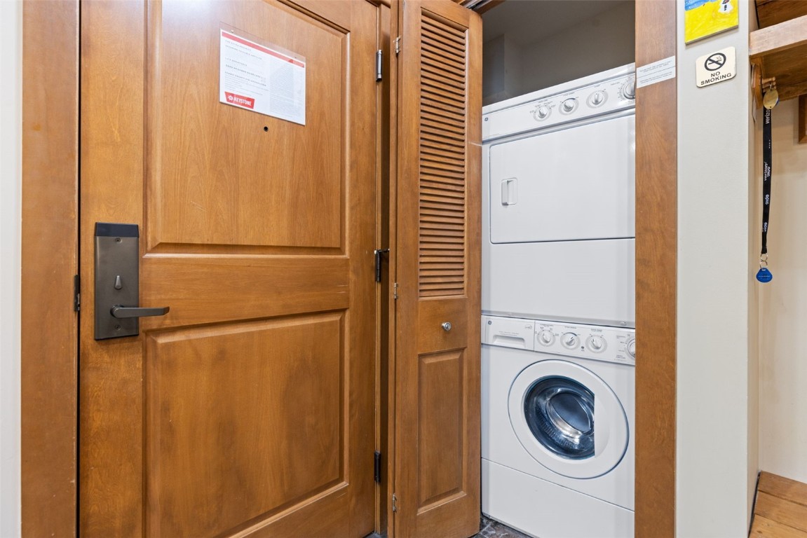 280 Trailhead Drive, Unit 3027 Keystone, CO 80435 - Photo 35 of 50 a utility room with dryer and washer