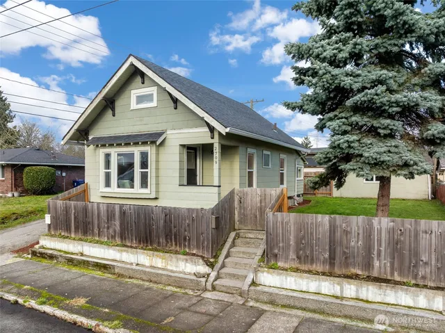 $360,000 | 2709 South 54th Street, Tacoma, WA 98409