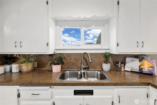 $360,000 | 2709 South 54th Street, Tacoma, WA 98409