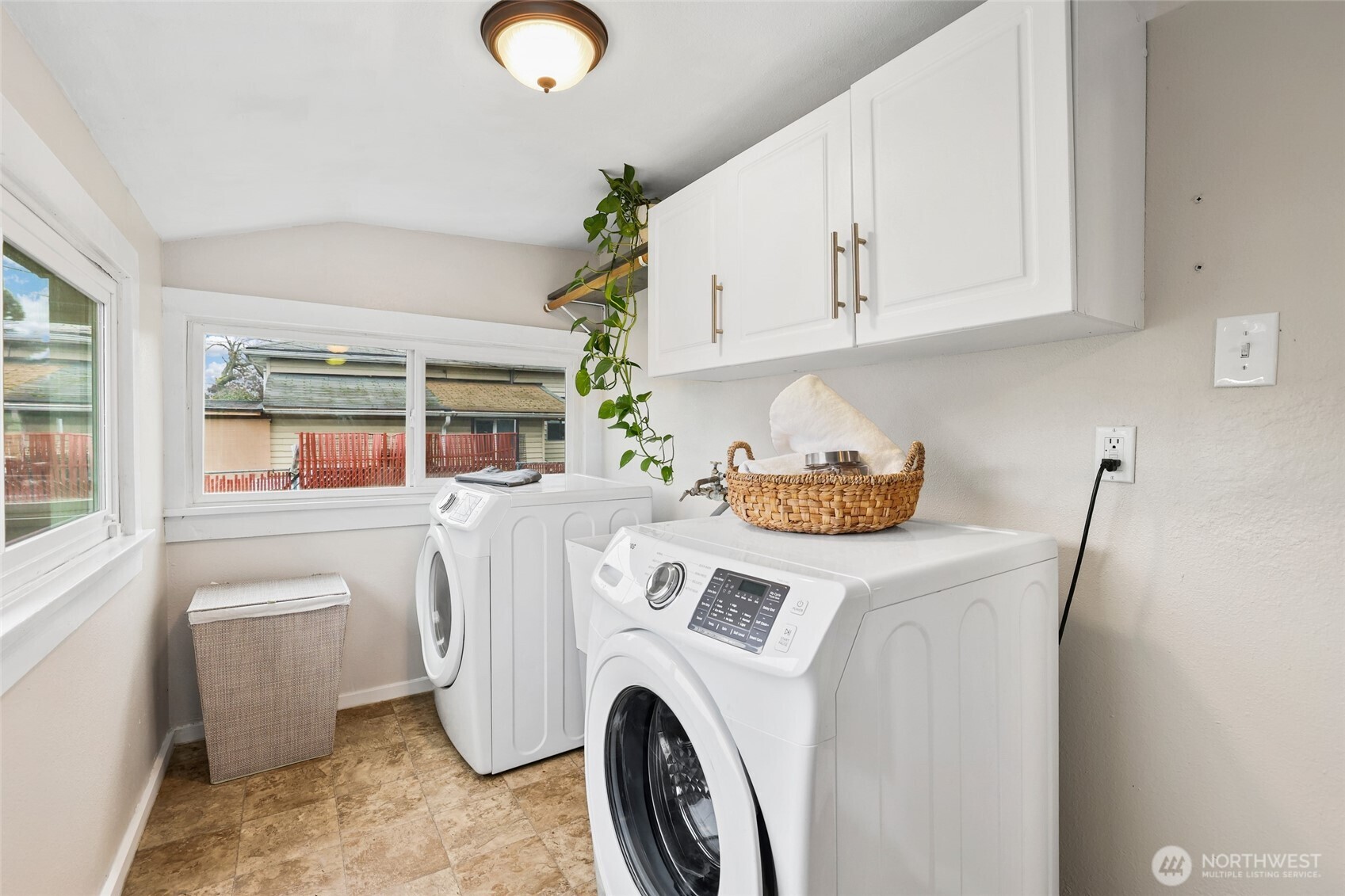 2709 South 54th Street Tacoma, WA 98409 - Photo 18 of 32