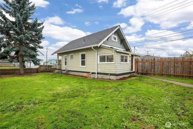 $360,000 | 2709 South 54th Street, Tacoma, WA 98409