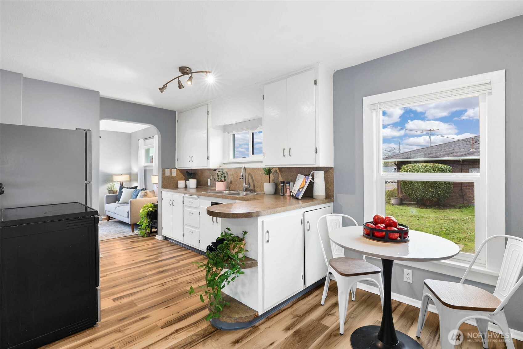 2709 South 54th Street Tacoma, WA 98409 - Photo 8 of 32