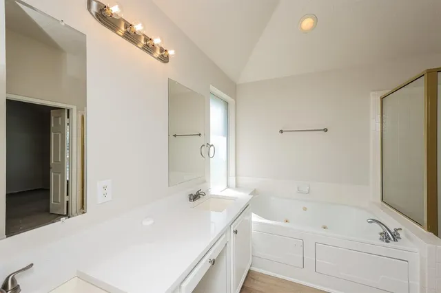 $2,180 | 328 Willow Creek Drive, Glenn Heights, TX 75154