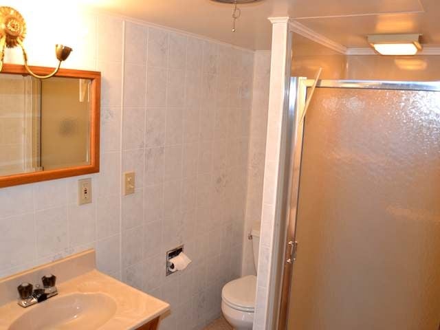 3995 Sunset Drive Rhinelander, WI 54501 - Photo 17 of 20 Gallery Image 17