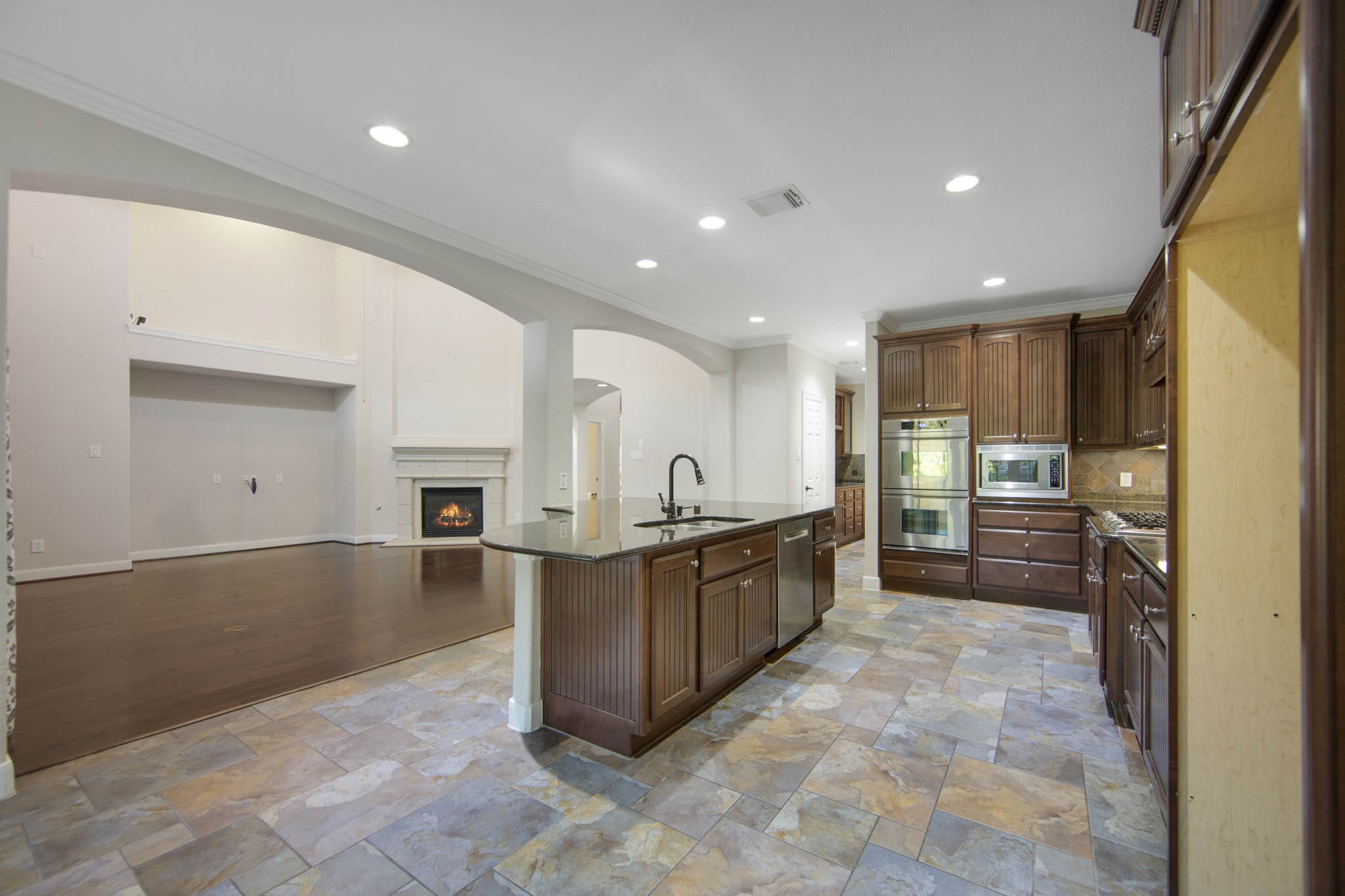 20102 Sweet William Court Spring, TX 77379 - Photo 18 of 50 Gallery Image 18