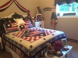 512 Central School Road Grindstone, PA 15442 - Photo 13 of 24 Guest Room is the perfect place for guests to relax and unwind!