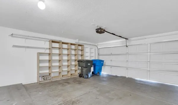 $2,150 | 22430 North 21st Street, Phoenix, AZ 85024