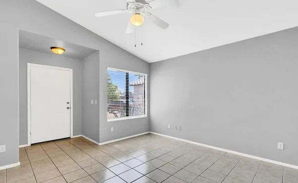 $2,150 | 22430 North 21st Street, Phoenix, AZ 85024
