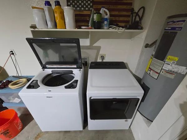 $2,150 | 22430 North 21st Street, Phoenix, AZ 85024