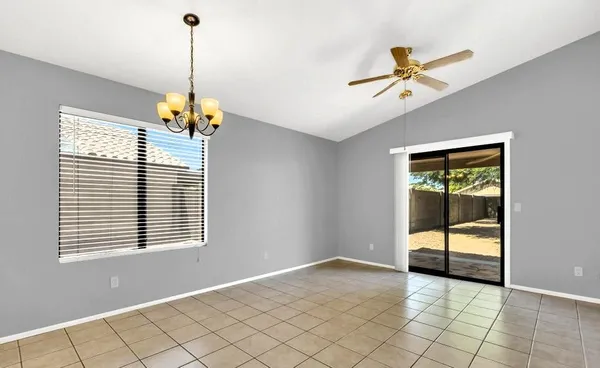 $2,150 | 22430 North 21st Street, Phoenix, AZ 85024