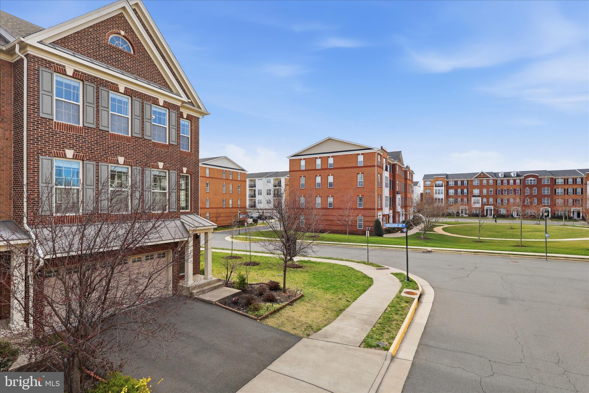 23488 Logans Ridge Terrace Ashburn, VA 20148 - Photo 5 of 59