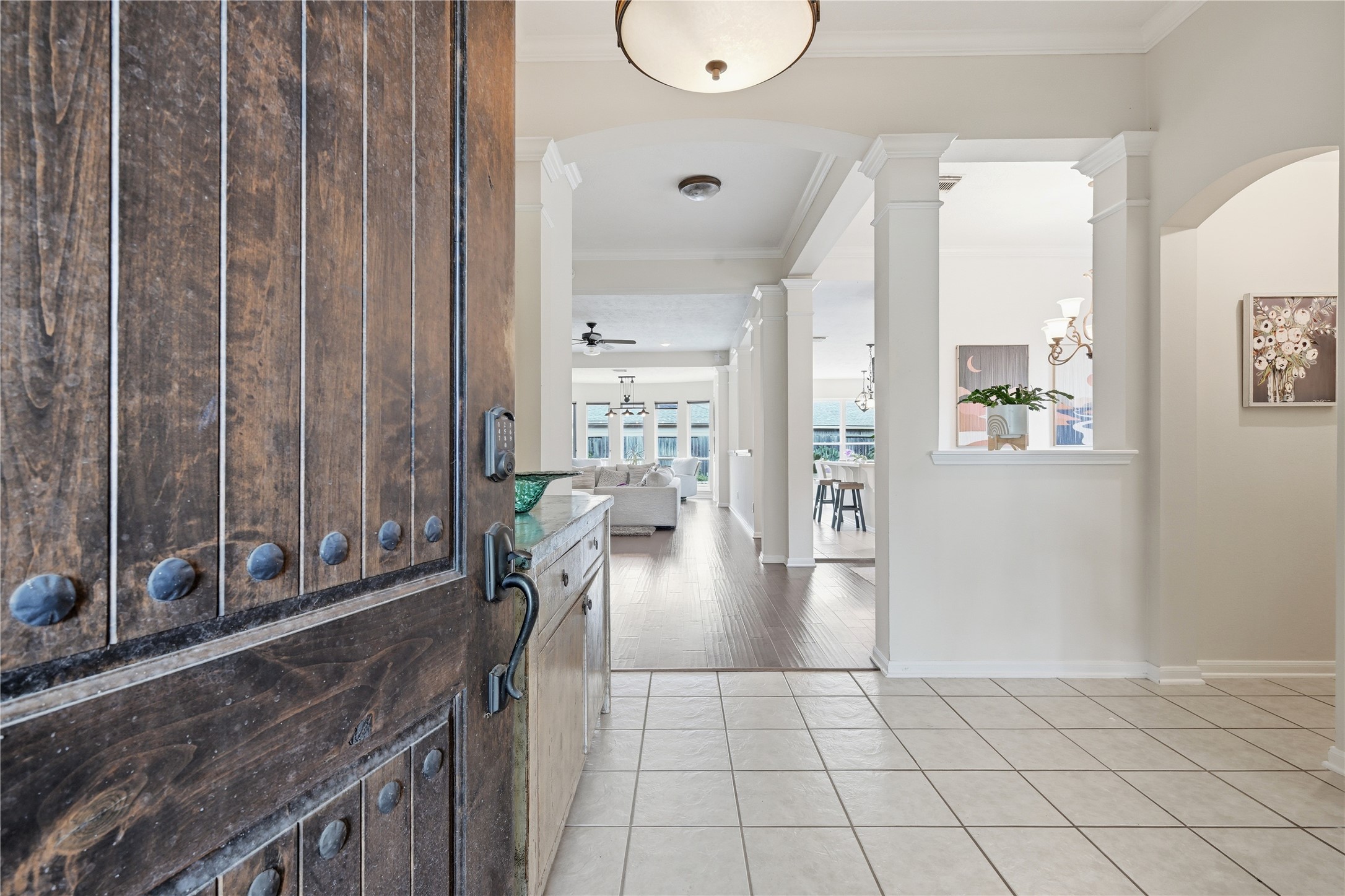 1010 Bringewood Chase Drive Spring, TX 77379 - Photo 4 of 49 Tiled entry foyer. New windows 2019.