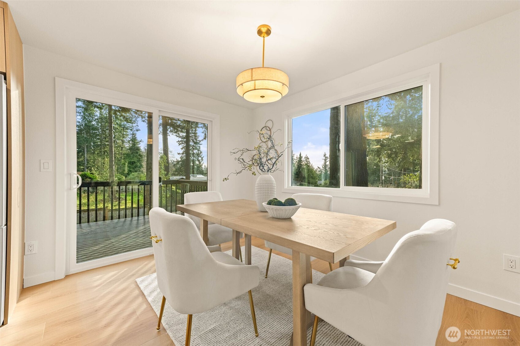 7210 173rd Street Southwest Edmonds, WA 98026 - Photo 11 of 32