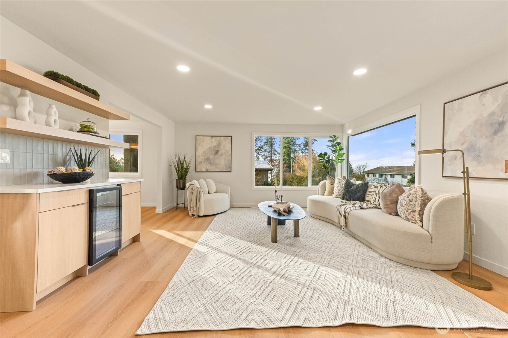 7210 173rd Street Southwest Edmonds, WA 98026 - Photo 4 of 32