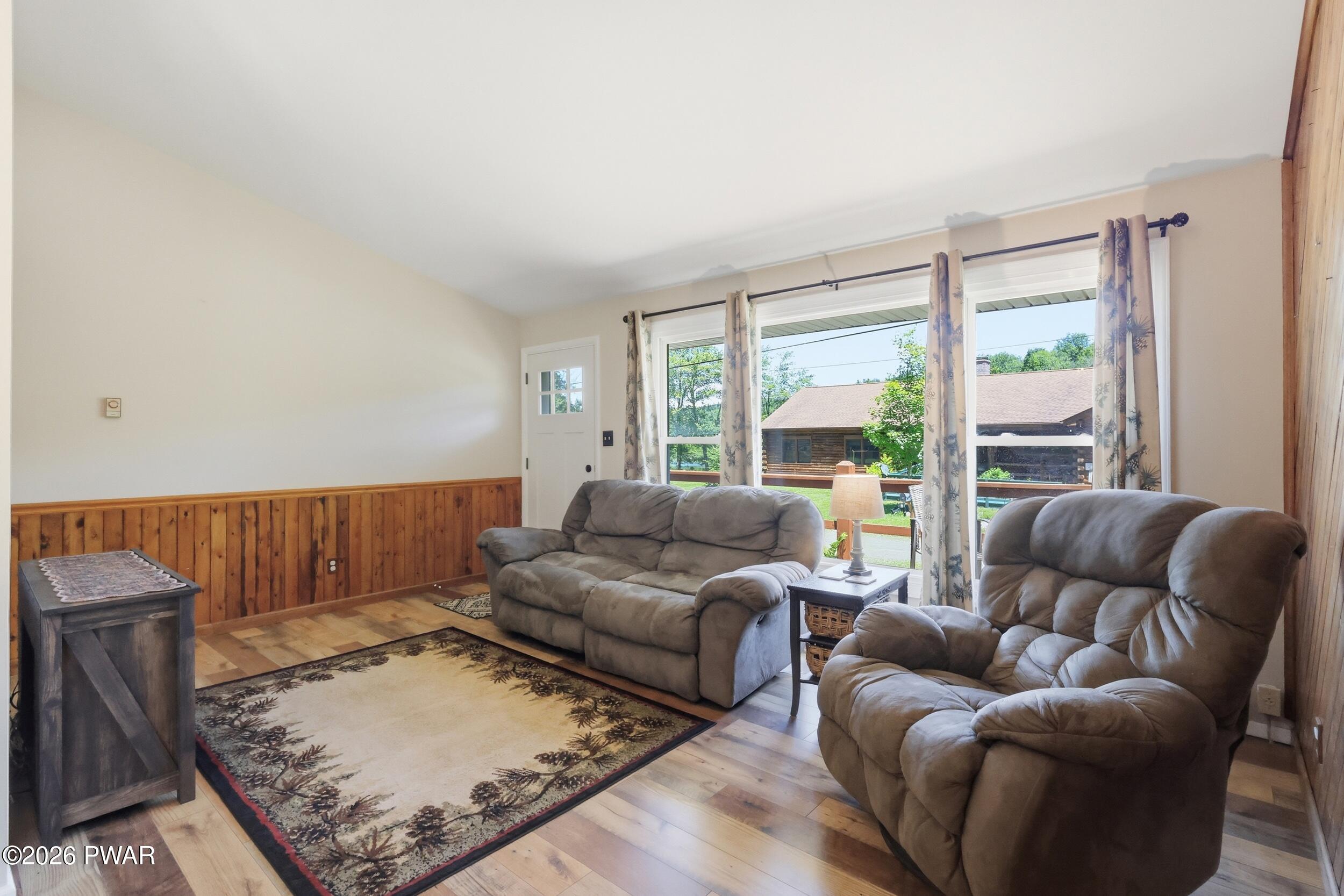 133 Wynooska Road Greentown, PA 18426 - Photo 6 of 40