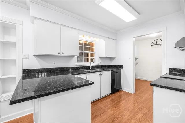 $425,000 | 5 Port Royal Drive, Savannah, GA 31410