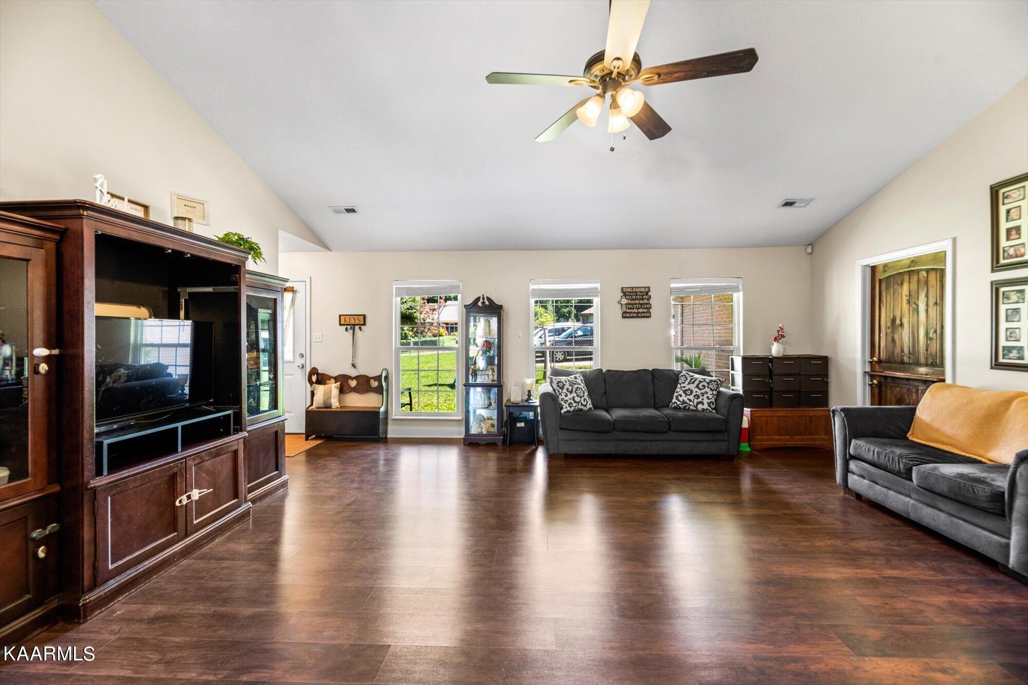 5512 Hutton Ridge Road Maryville, TN 37801 - Photo 8 of 29 Gallery Image 8