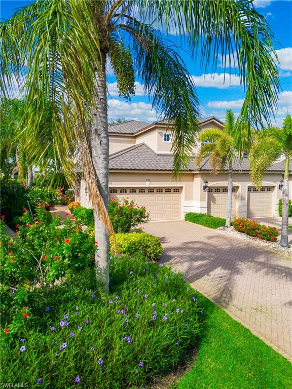 758 Regency Reserve Circle, Unit 2103 Naples, FL 34119 - Photo 3 of 41 a view of small yard