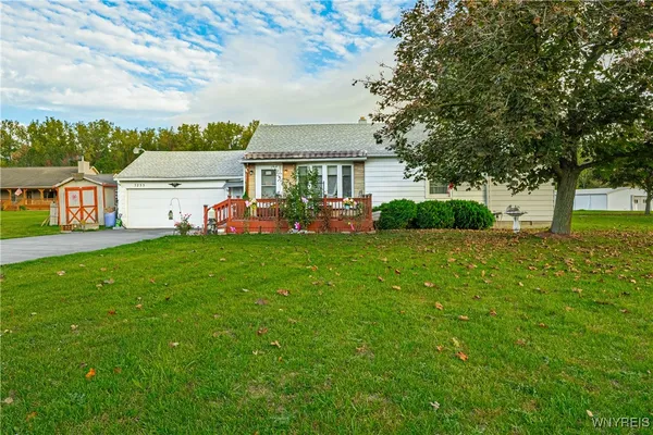 $199,900 | 7233 Ridge Road, Newfane, NY 14094