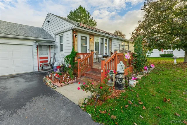 $219,900 | 7233 Ridge Road, Newfane, NY 14094