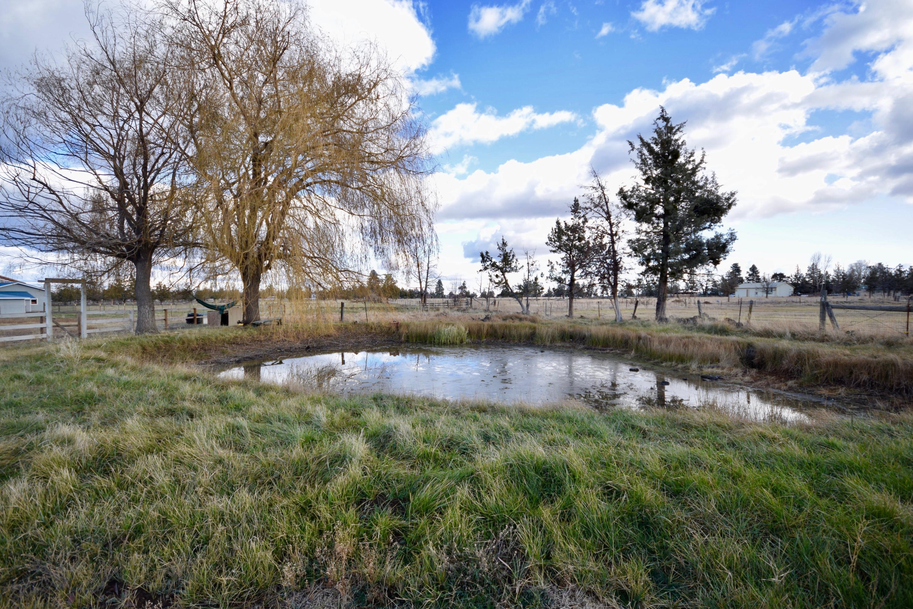 22169 Nelson Road Bend, OR 97701 - Photo 2 of 42 DSC_0054